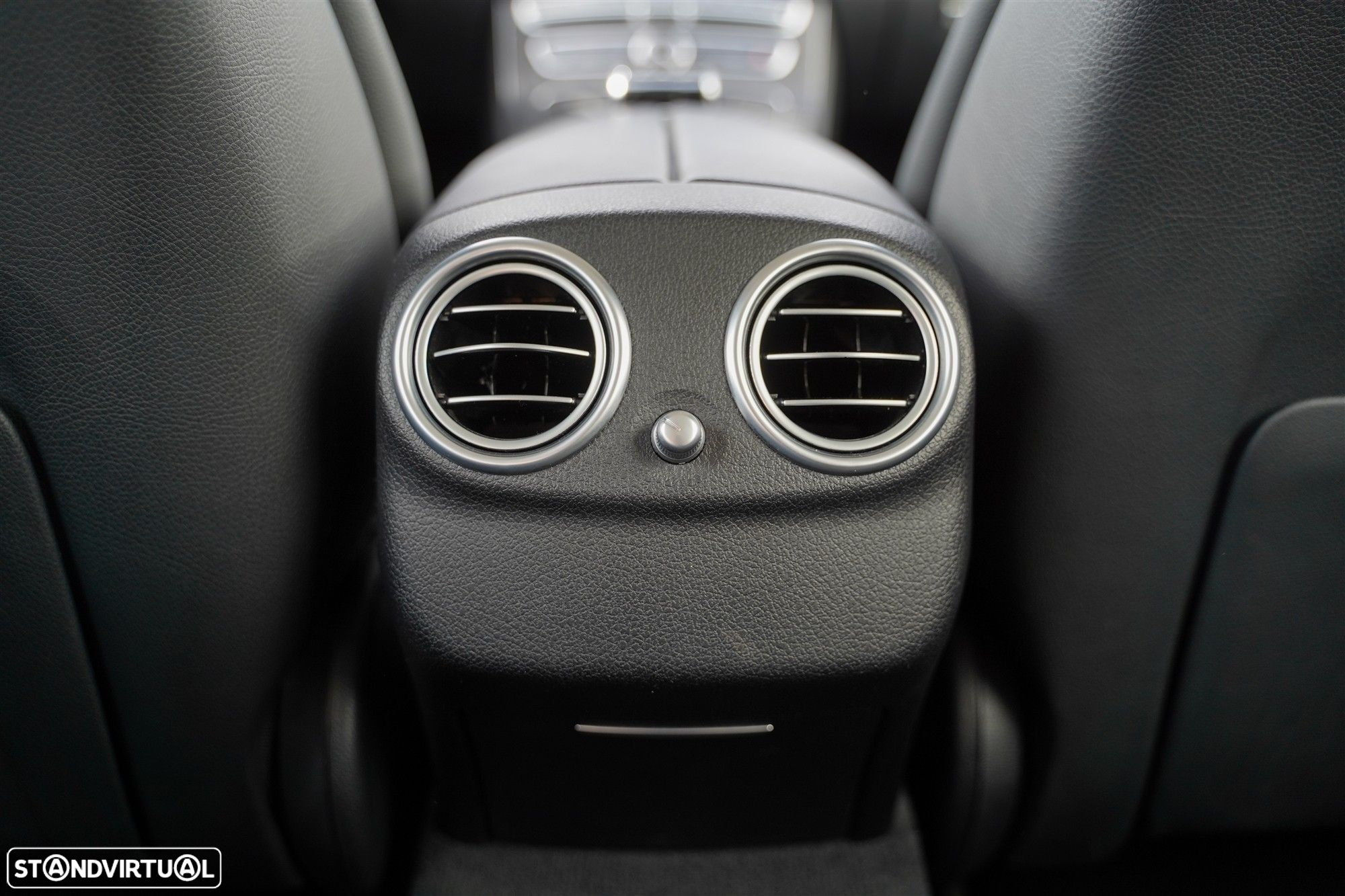 Mercedes-Benz E 300 de Avantgarde - 15