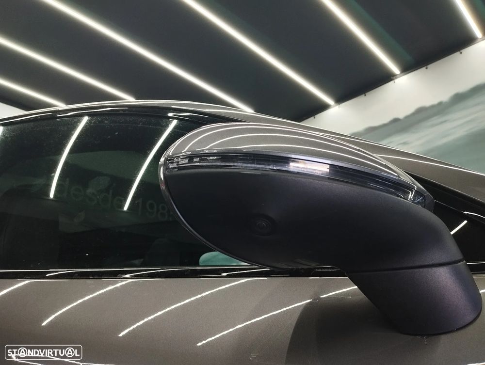 Porsche Cayenne Coupé E-Hybrid - 11