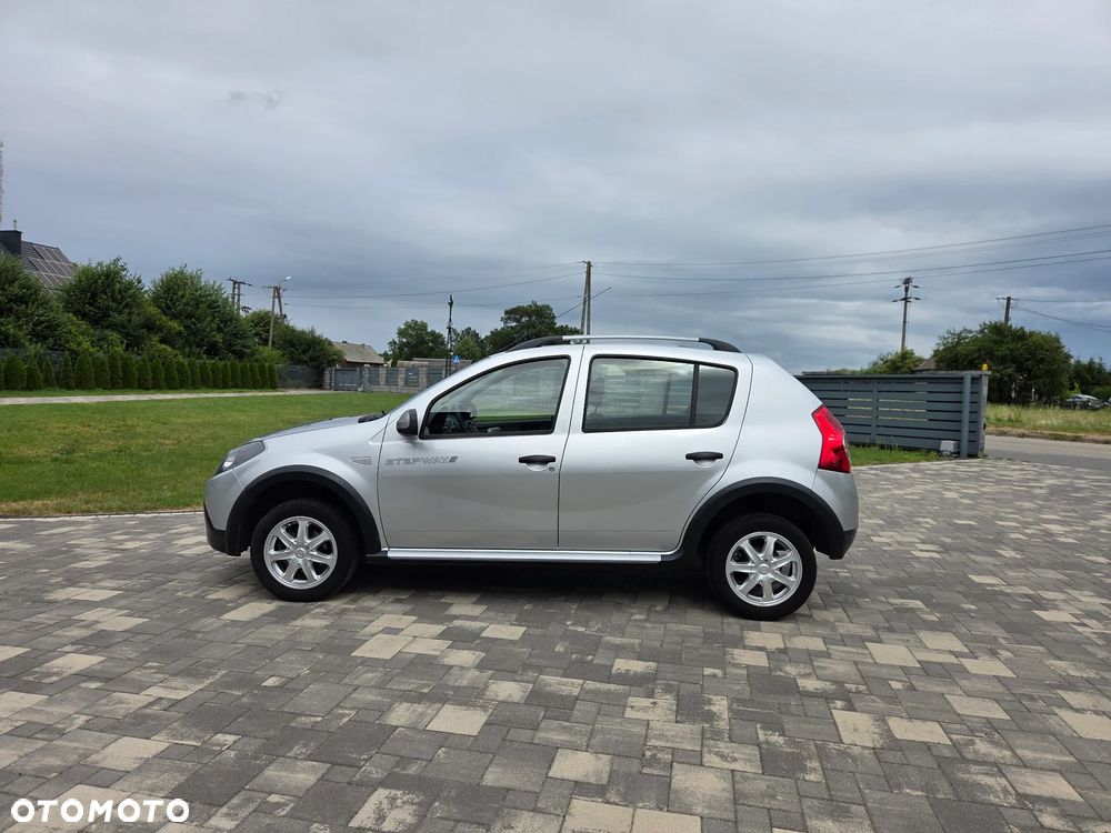 Dacia Sandero Stepway - 10