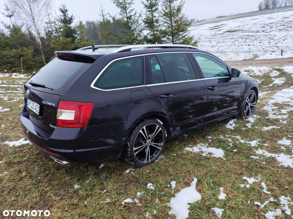 Skoda Octavia 2.0 TDI DSG RS - 6