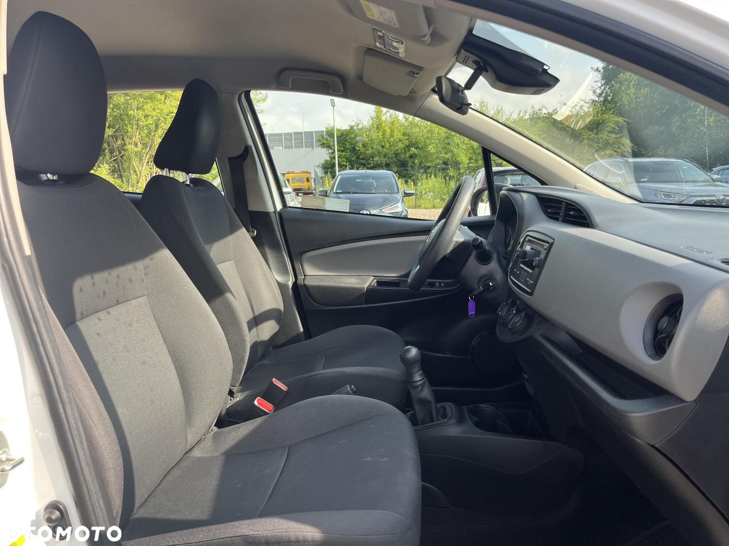 Toyota Yaris - 11