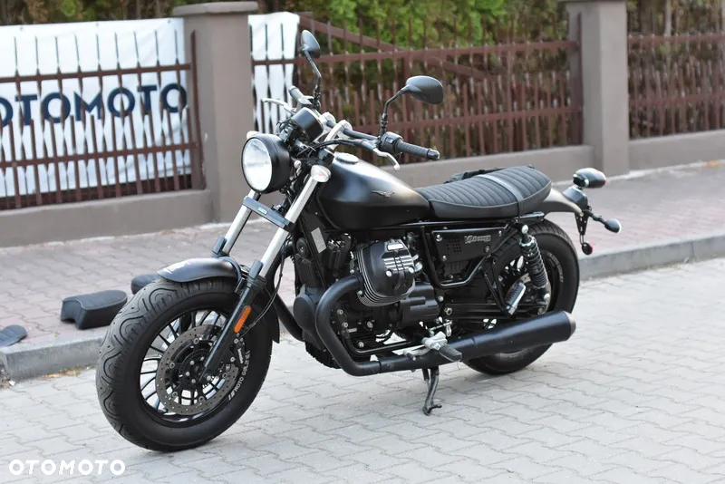 Moto Guzzi V9 - 22
