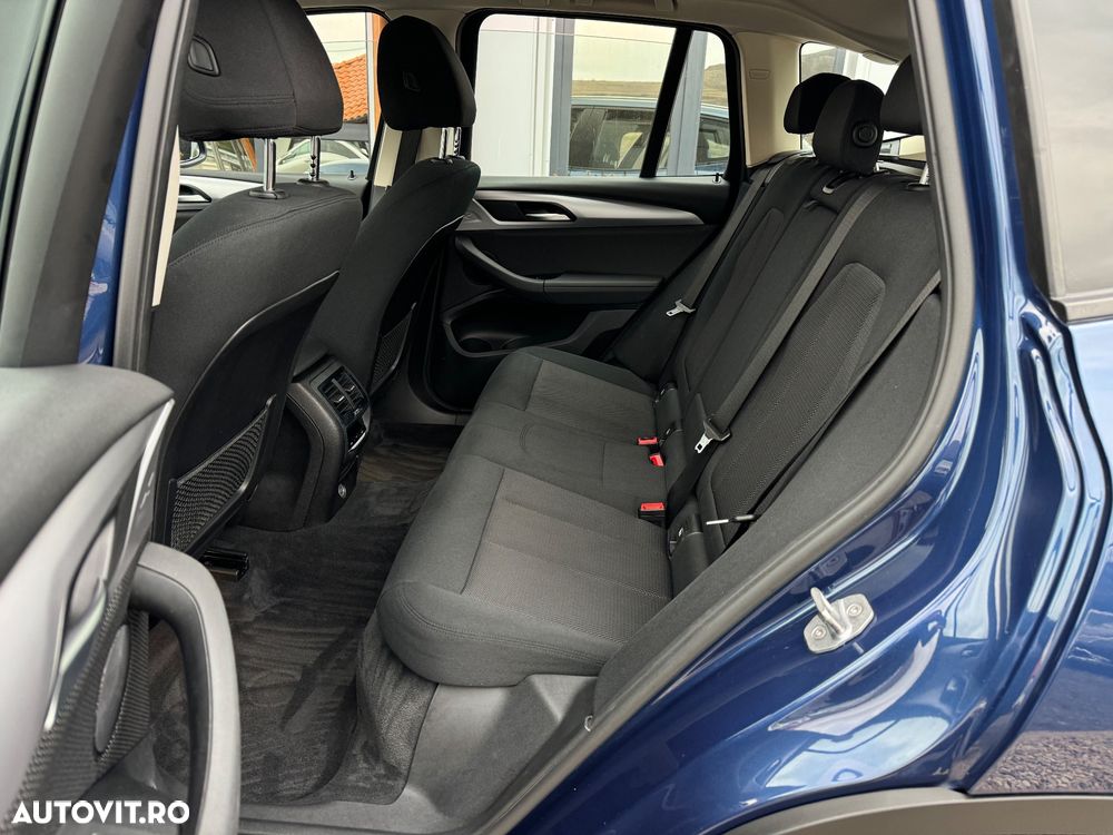 BMW X3 xDrive20d Aut. - 8