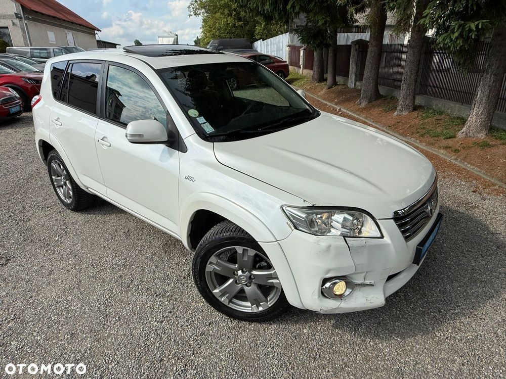 Toyota RAV4 2.2 D-4D 4x4 Automatik Executive - 31