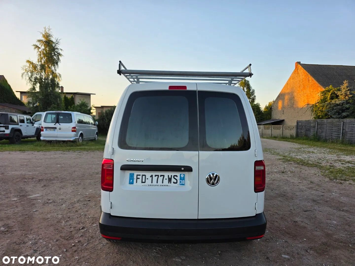 Volkswagen Caddy - 5