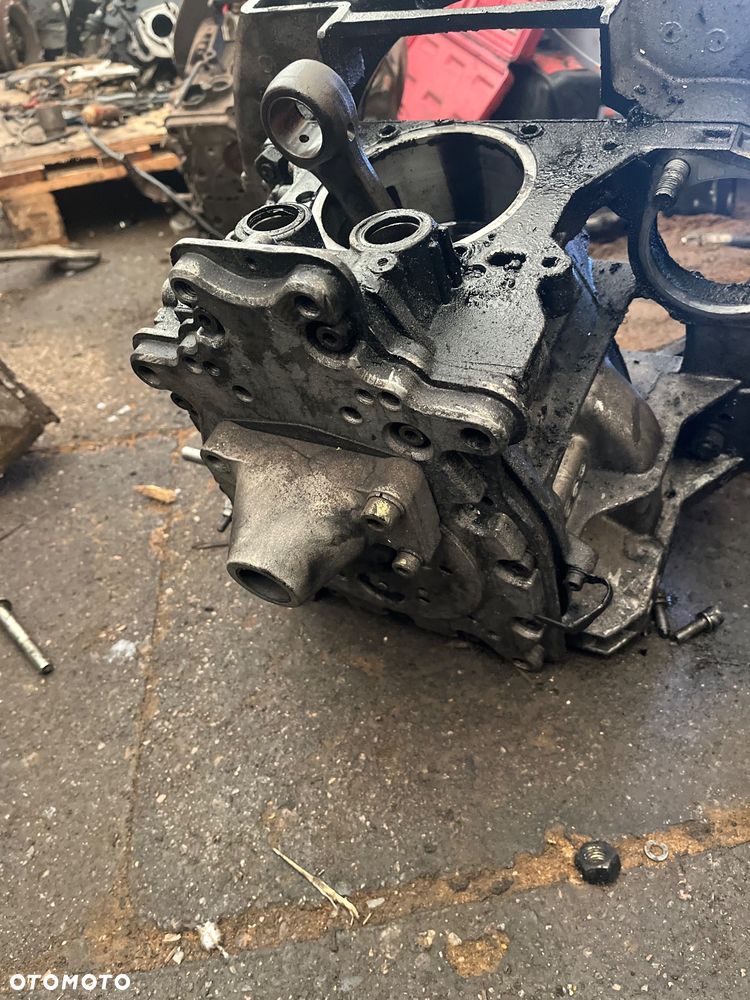 Silnik hatz supra 1d81 blok silnika - 3