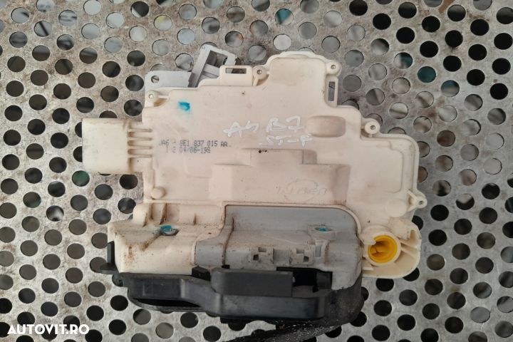 Broasca usa fata stanga 8E1837015AA Audi A4 B7 [2004 - 2008] Avant wa - 2