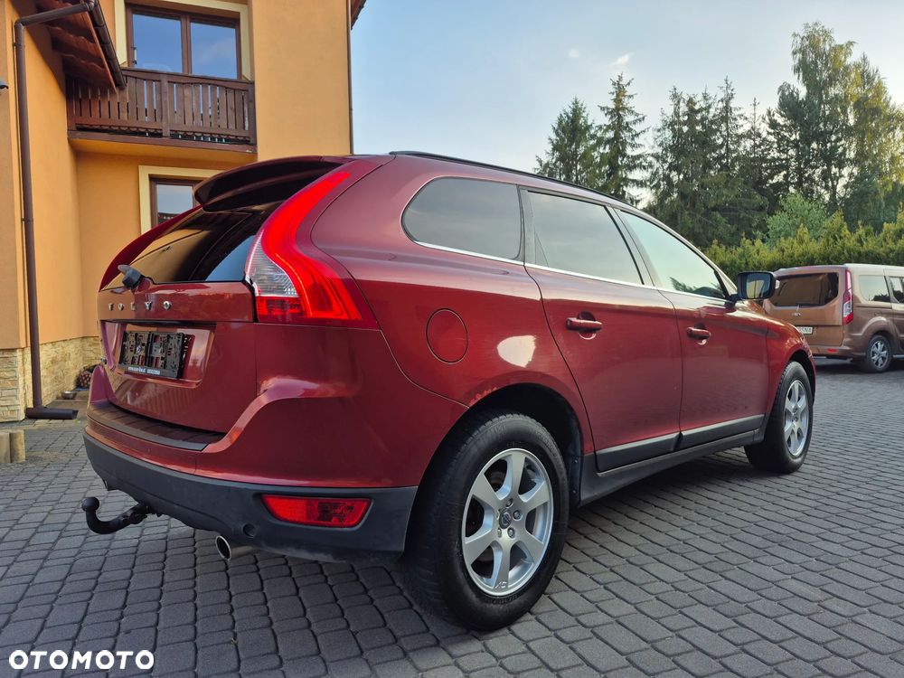 Volvo XC 60 D4 AWD Momentum - 3