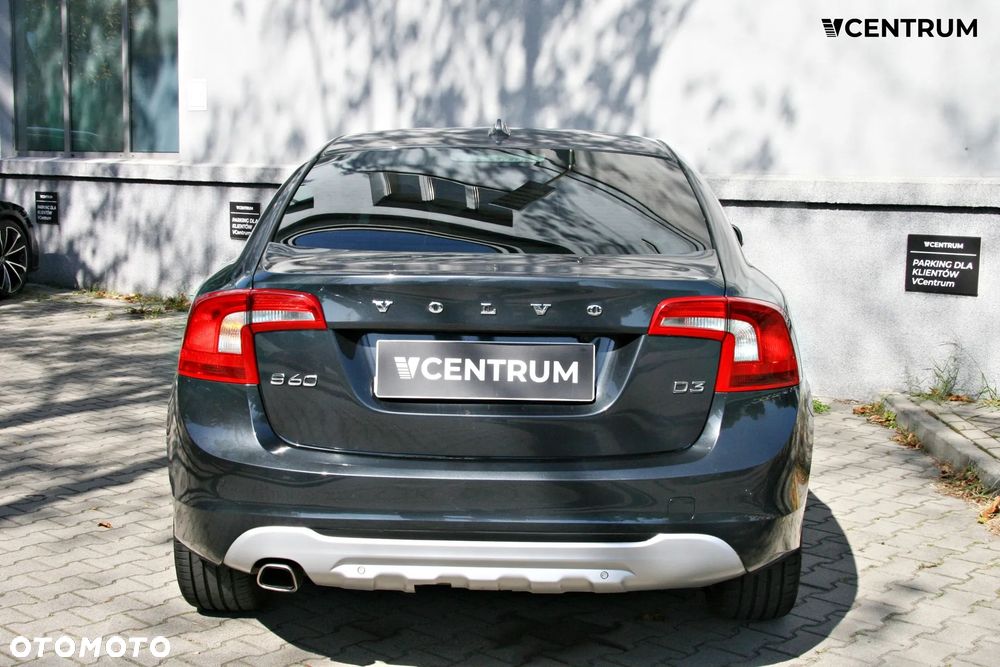 Volvo S60 D3 Summum - 6
