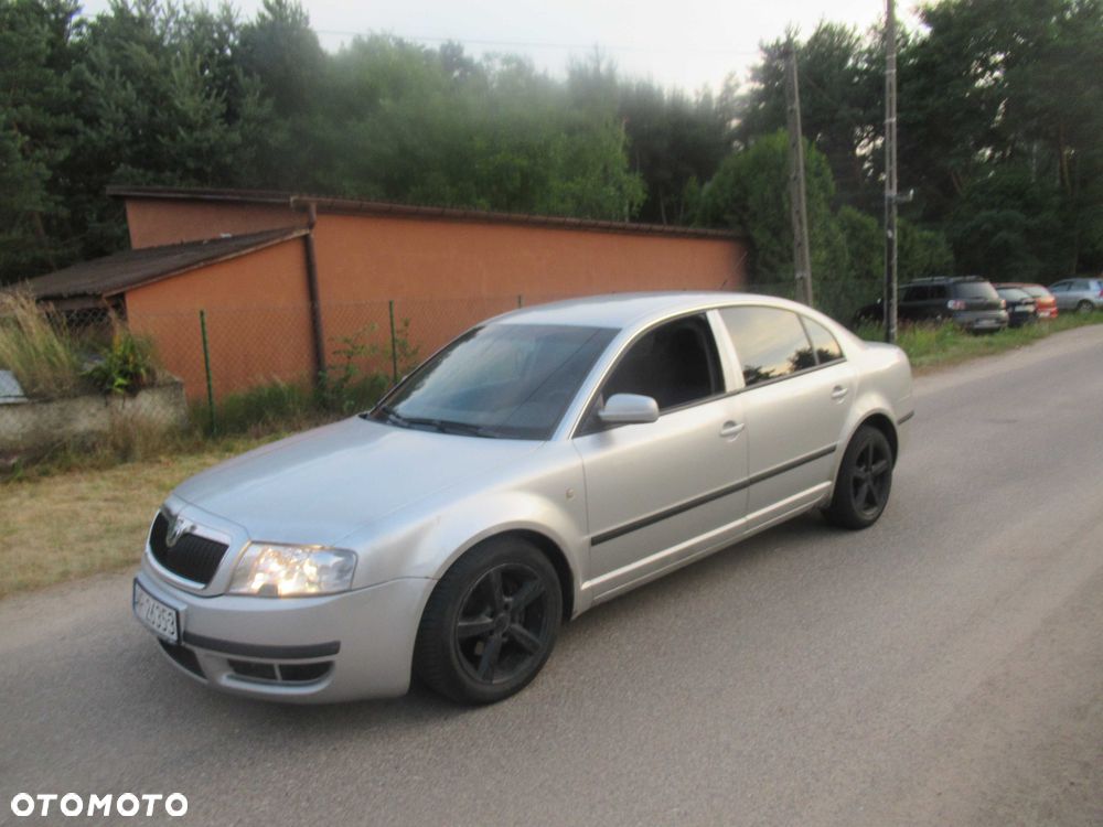 Skoda Superb - 2