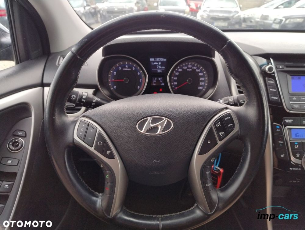 Hyundai i30 - 13