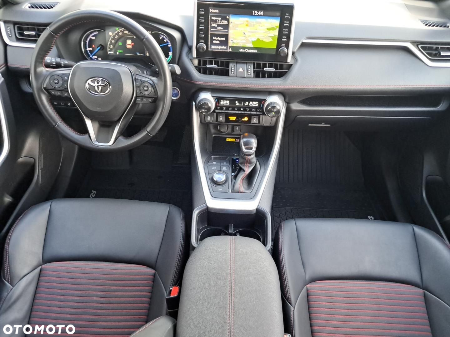 Toyota RAV4 - 11