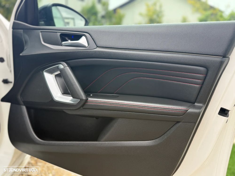 Peugeot 308 SW BlueHDi 120 Stop & Start GT-Line Edition - 24
