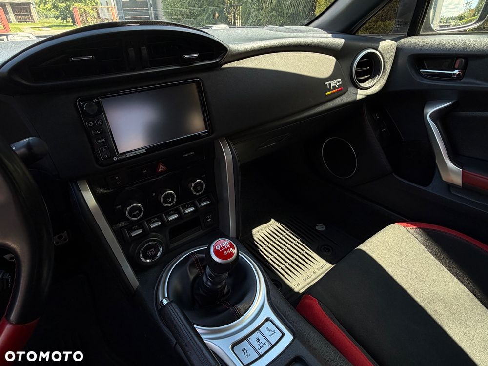 Toyota GT86 2.0 Premium - 25