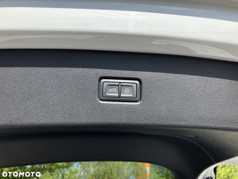 Audi Q5 Sportback - 25