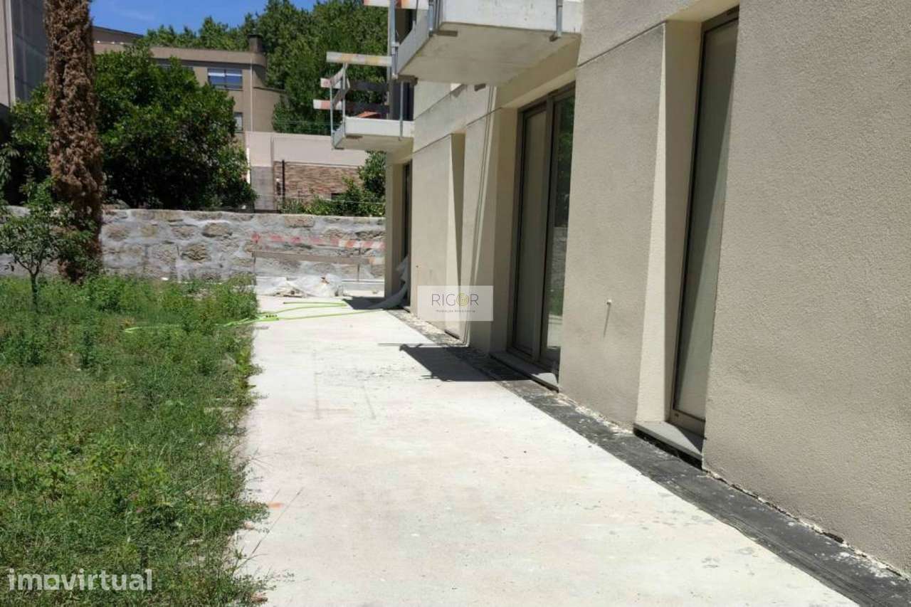 Apartamentos T1 com terraço em condomínio fechado entre a praia e o ce - Grande imagem: 3/16