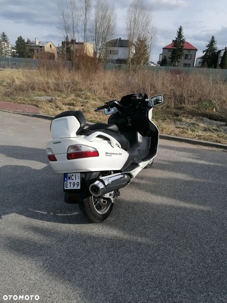Suzuki Burgman - 7