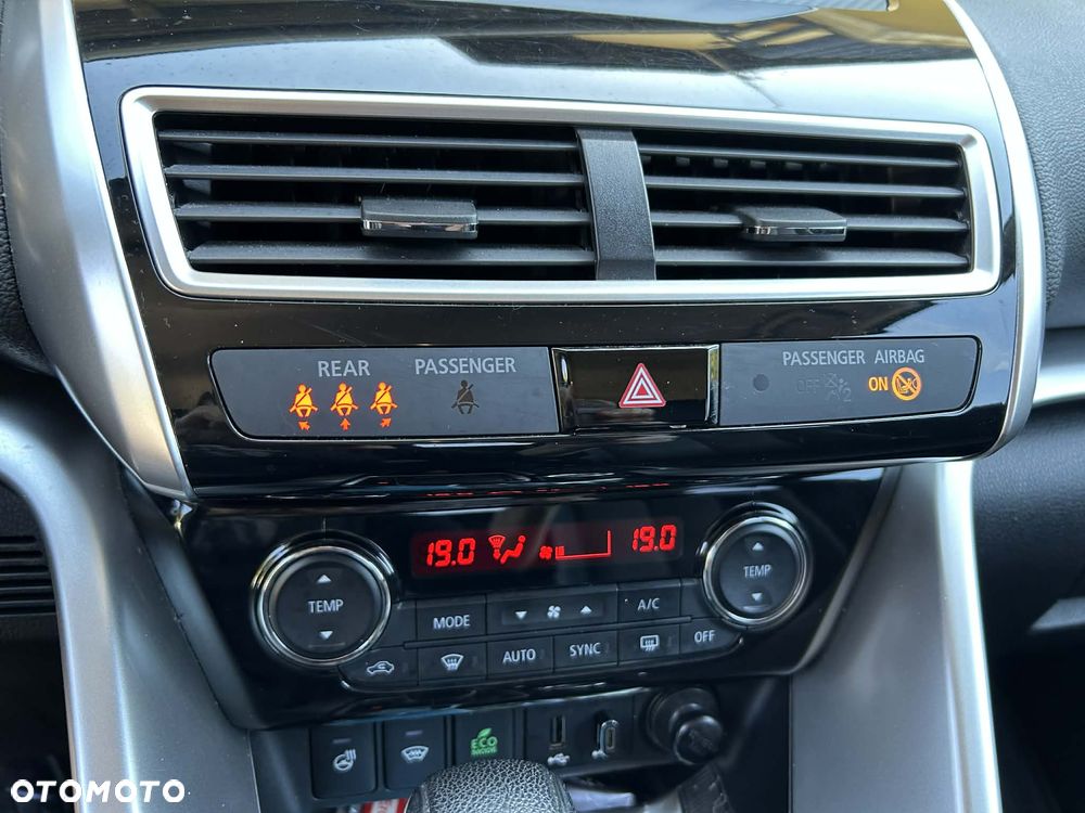 Mitsubishi Eclipse Cross 1.5 T GPF Intense Pro CVT 4WD - 10