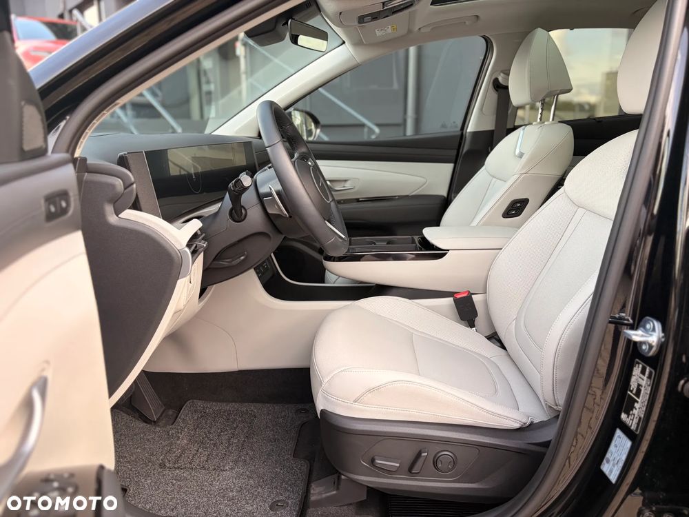 Hyundai Tucson 1.6 T-GDi Platinum 4WD DCT - 14
