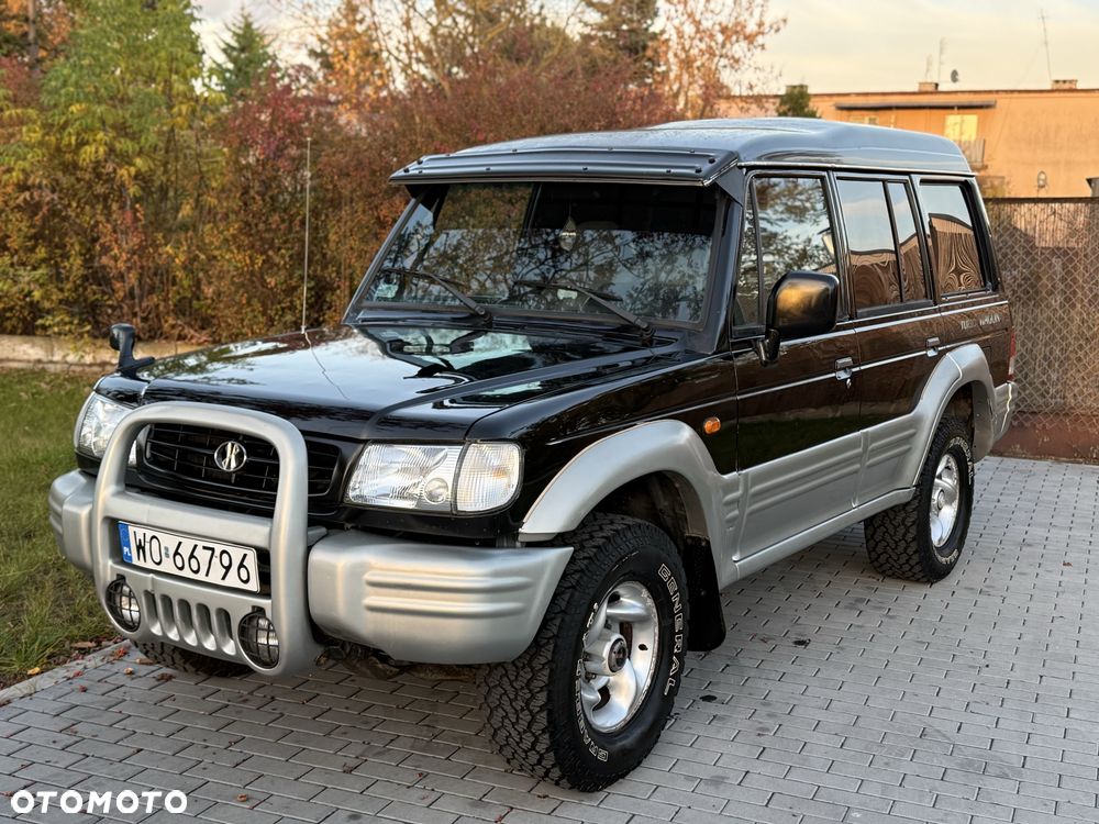 Hyundai Galloper - 1
