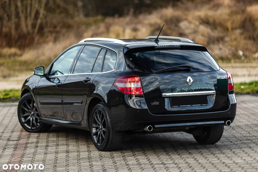 Renault Laguna dCi 175 FAP Initiale - 12