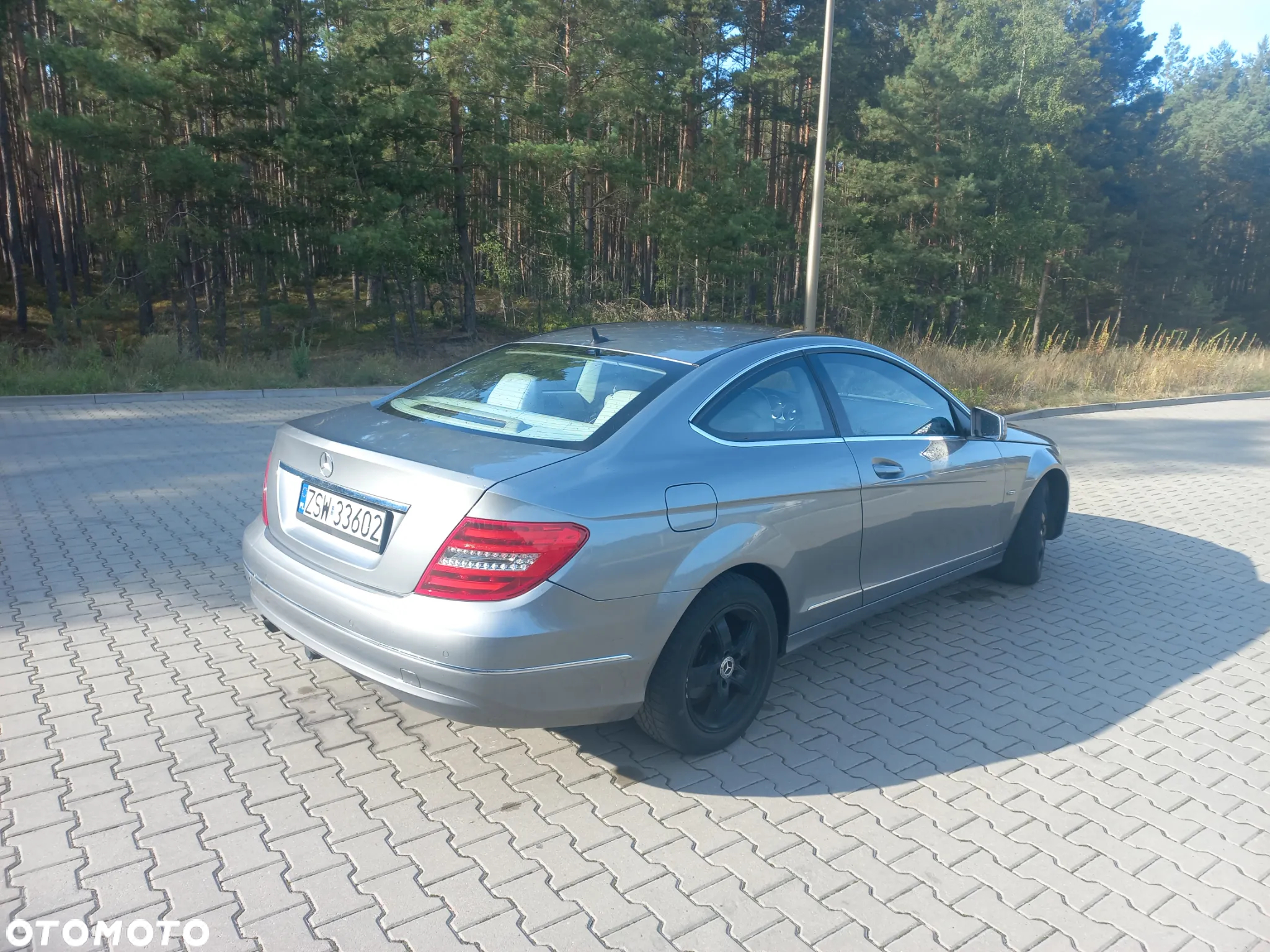 Mercedes-Benz Klasa C 180 CGI BlueEff - 4