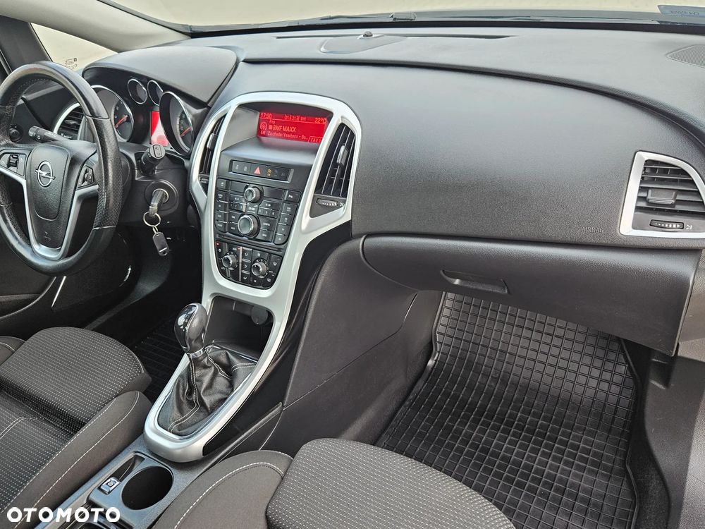 Opel Astra 1.4 Turbo Design Edition - 15