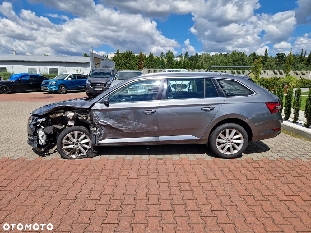 Skoda Superb 2.0 TSI Ambition DSG - 2