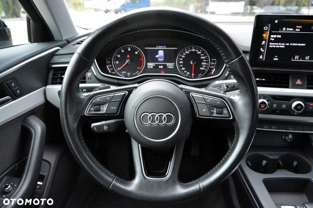 Audi A4 Limousine 35 TFSI S tronic - 12