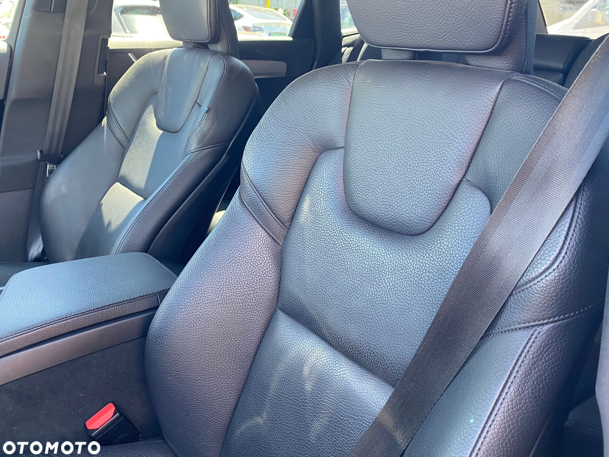 Volvo V90 Cross Country D5 AWD Pro - 24