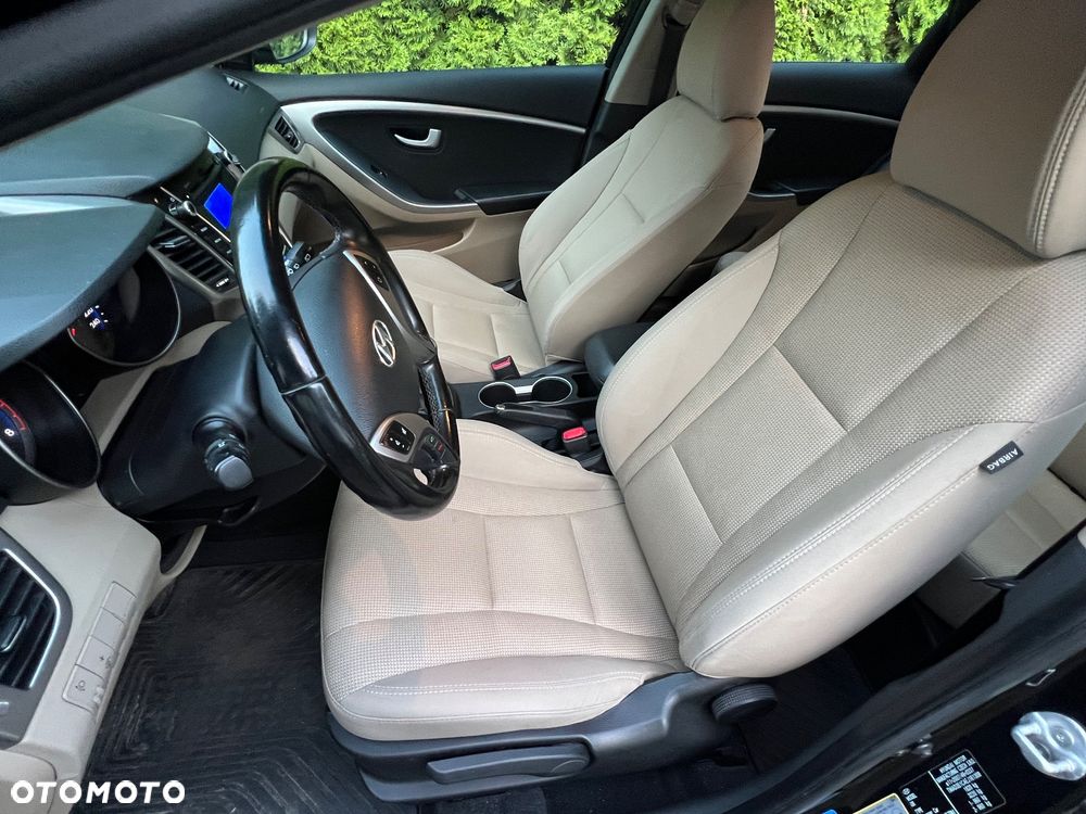 Hyundai i30 1.6 GDI Comfort - 13