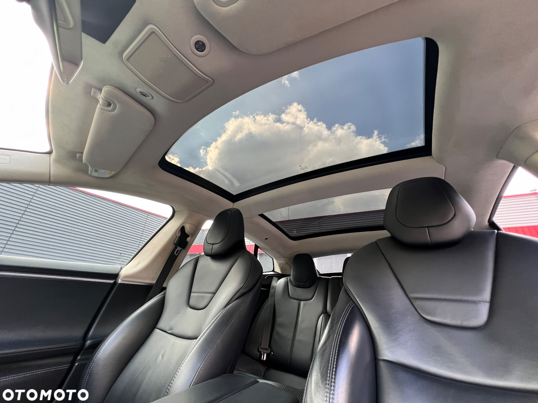Tesla Model S 75 D - 35
