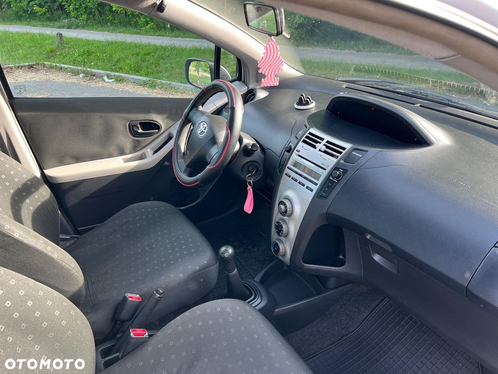 Toyota Yaris 1.4 D-4D Edition - 15