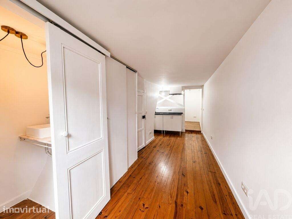 Estúdio em Santa Maria Maior de 25 m2 - Grande imagem: 4/35