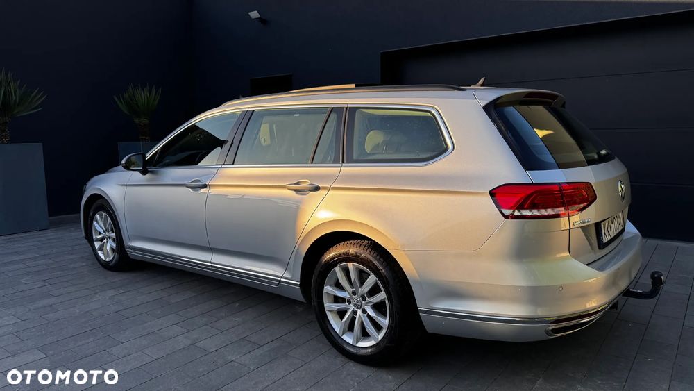 Volkswagen Passat 2.0 TDI SCR (BlueMotion Technology) DSG Comfortline - 4