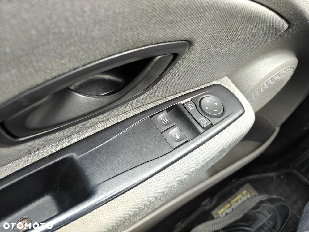 Renault Megane 1.6 16V 100 Expression - 19