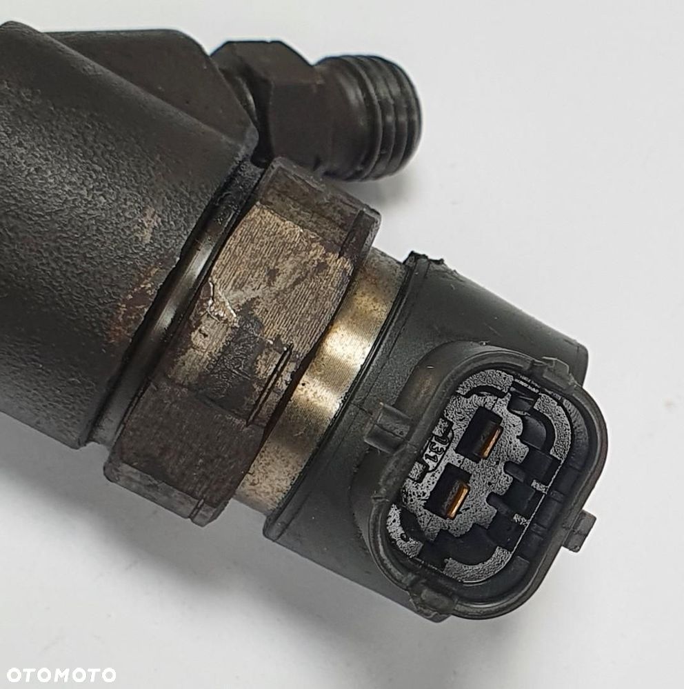 WTRYSKIWACZ PALIWA VOLVO XC90 2.4 D5 30750283 - 3