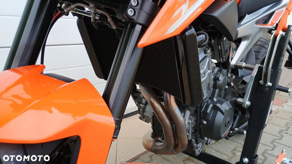 KTM Duke - 16