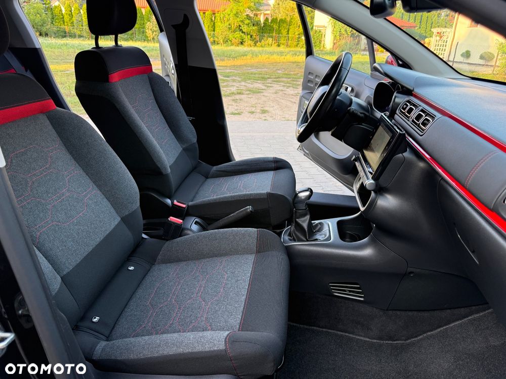 Citroën C3 1.2 PureTech Shine - 32