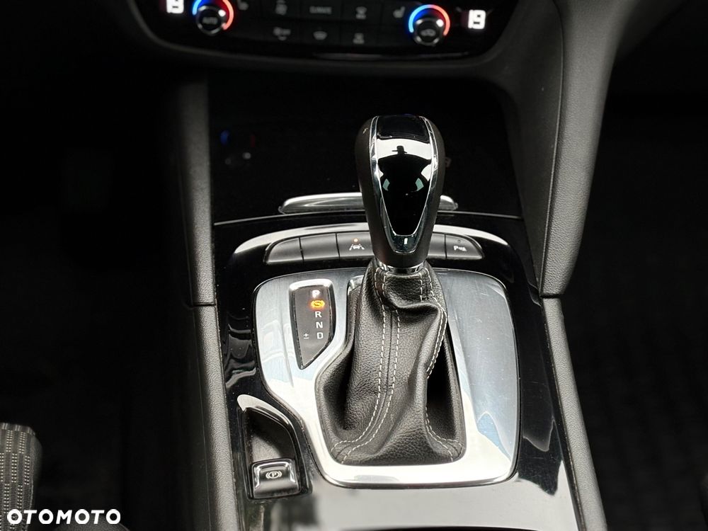 Opel Insignia - 40
