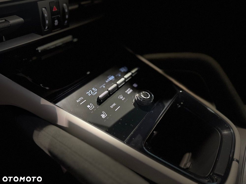 Porsche Cayenne - 24