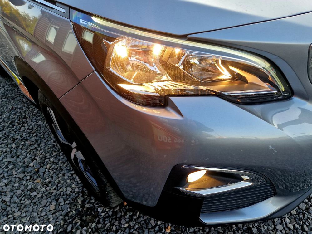 Peugeot 3008 1.2 PureTech Access S&S - 39