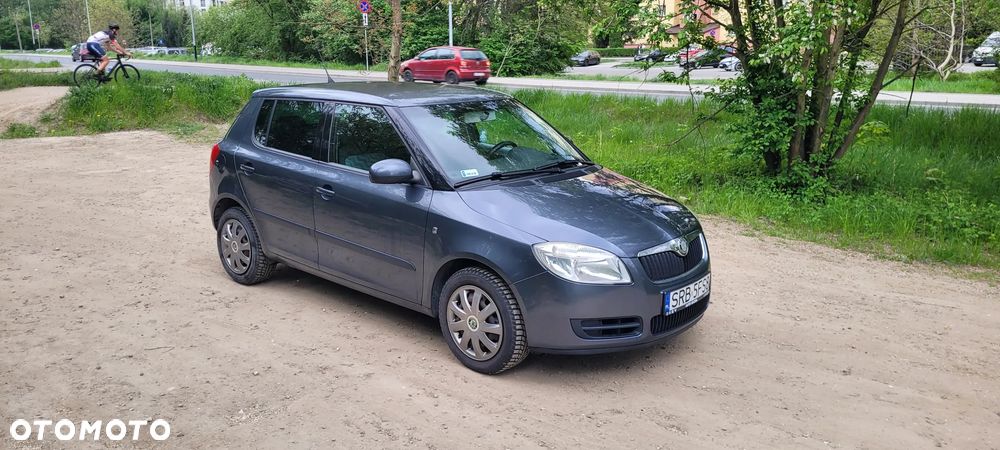 Skoda Fabia 1.2 HTP Ambition - 2