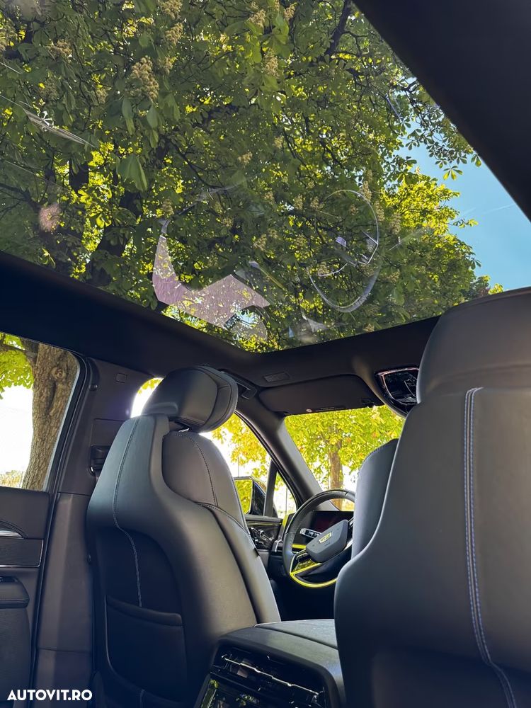 CADILLAC Escalade 2026 — imagine 13