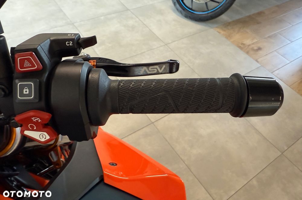 KTM Super Duke - 9