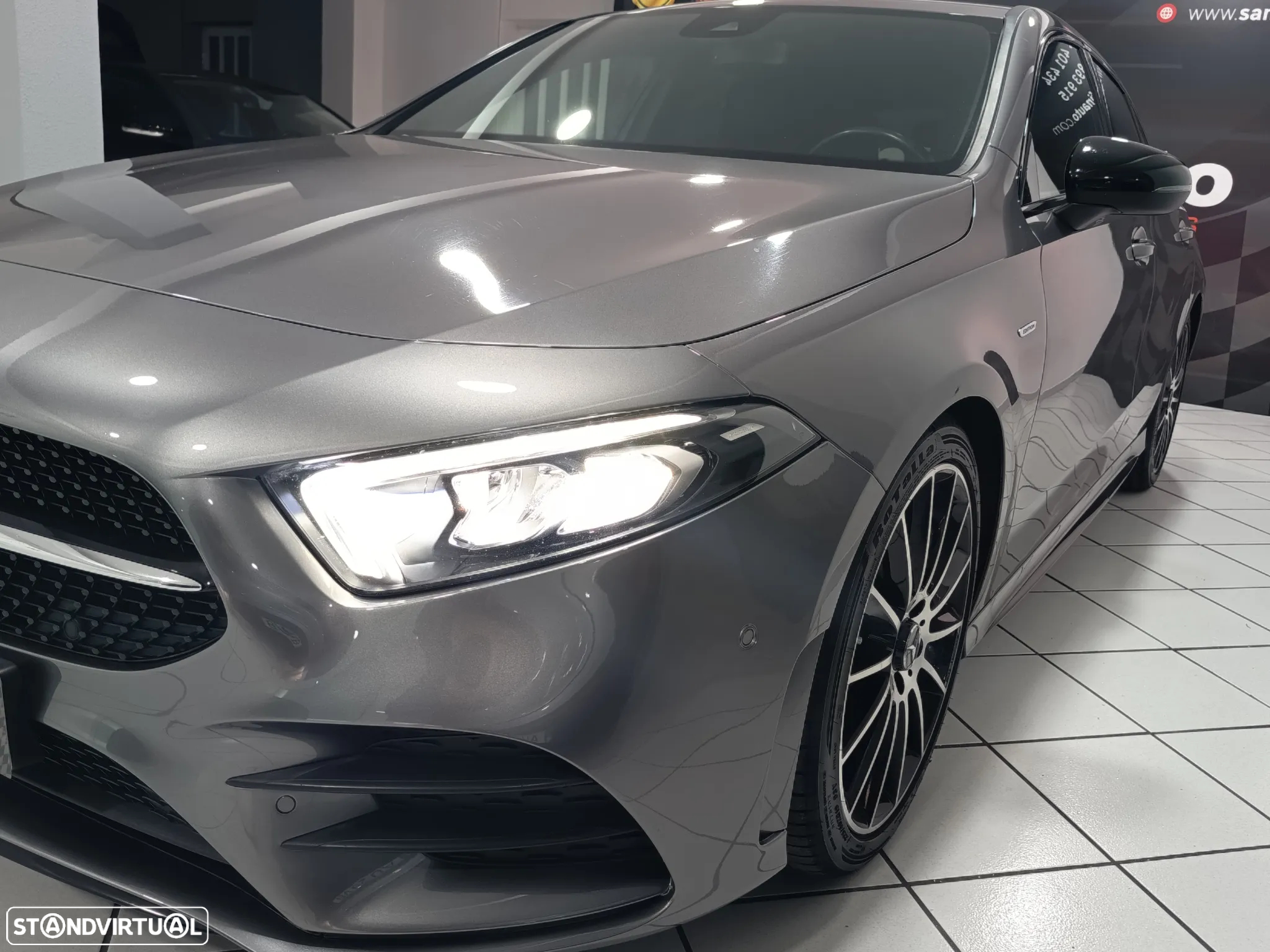 Mercedes-Benz A 180 d AMG Line - 14
