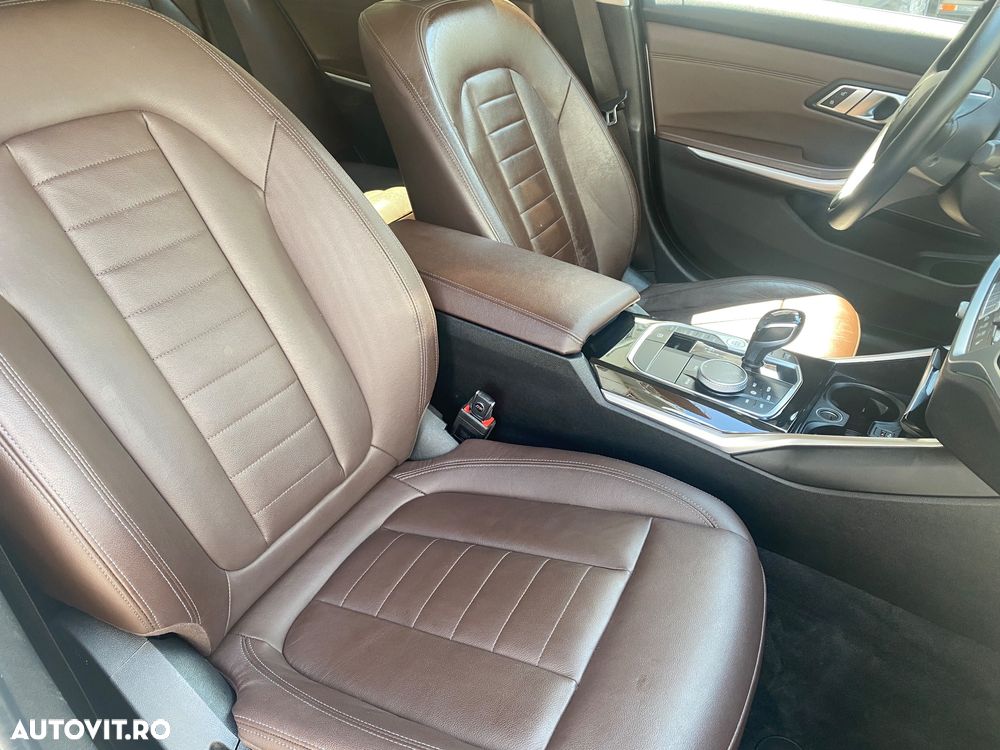 BMW Seria 3 320d xDrive AT MHEV - 16