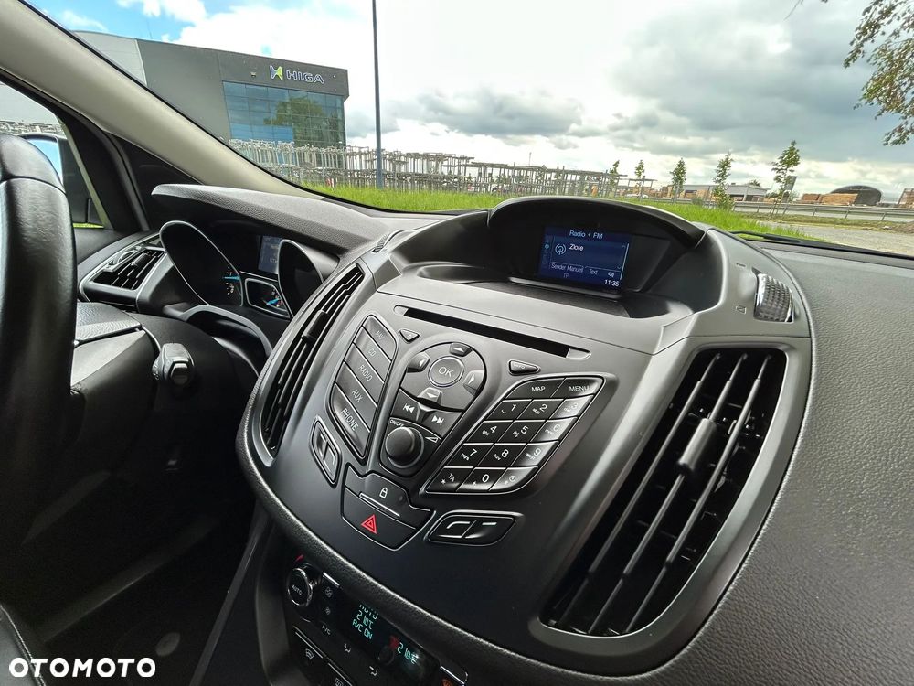 Ford Kuga - 30