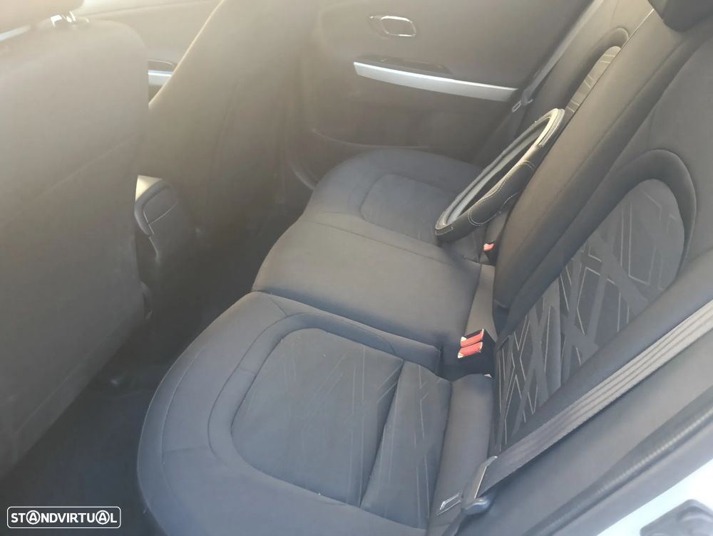 Kia Ceed SW 1.4 CRDi Nav Line - 11