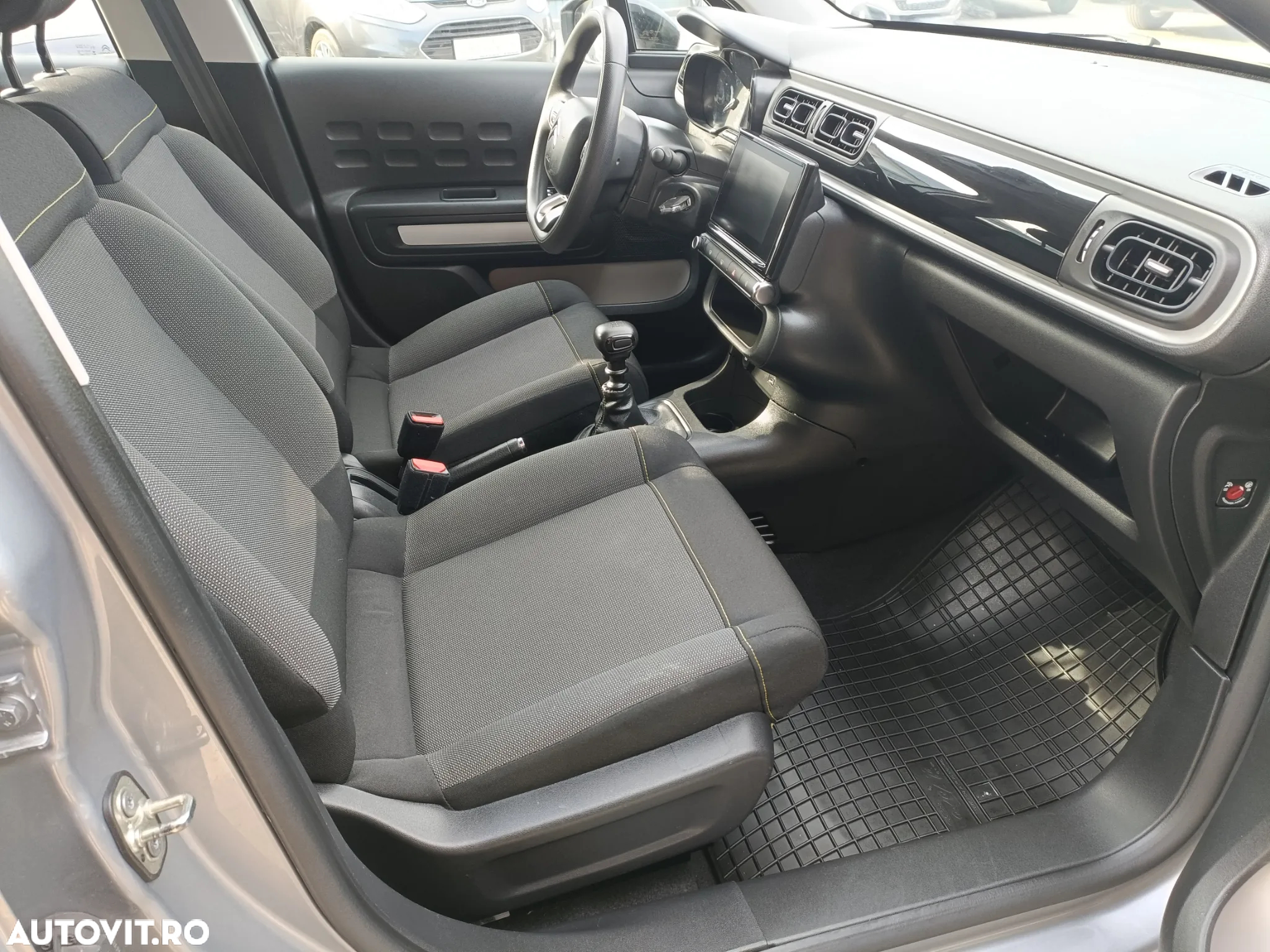 Citroën C3 1.5 BlueHDi S&S BVM6 Shine - 25
